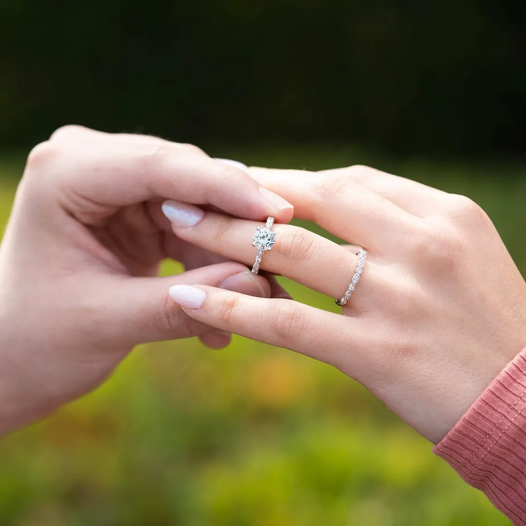 925 Sterling Silver Elegant Round Ring