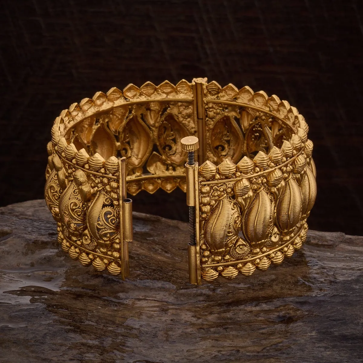 Antique Bangle 167861