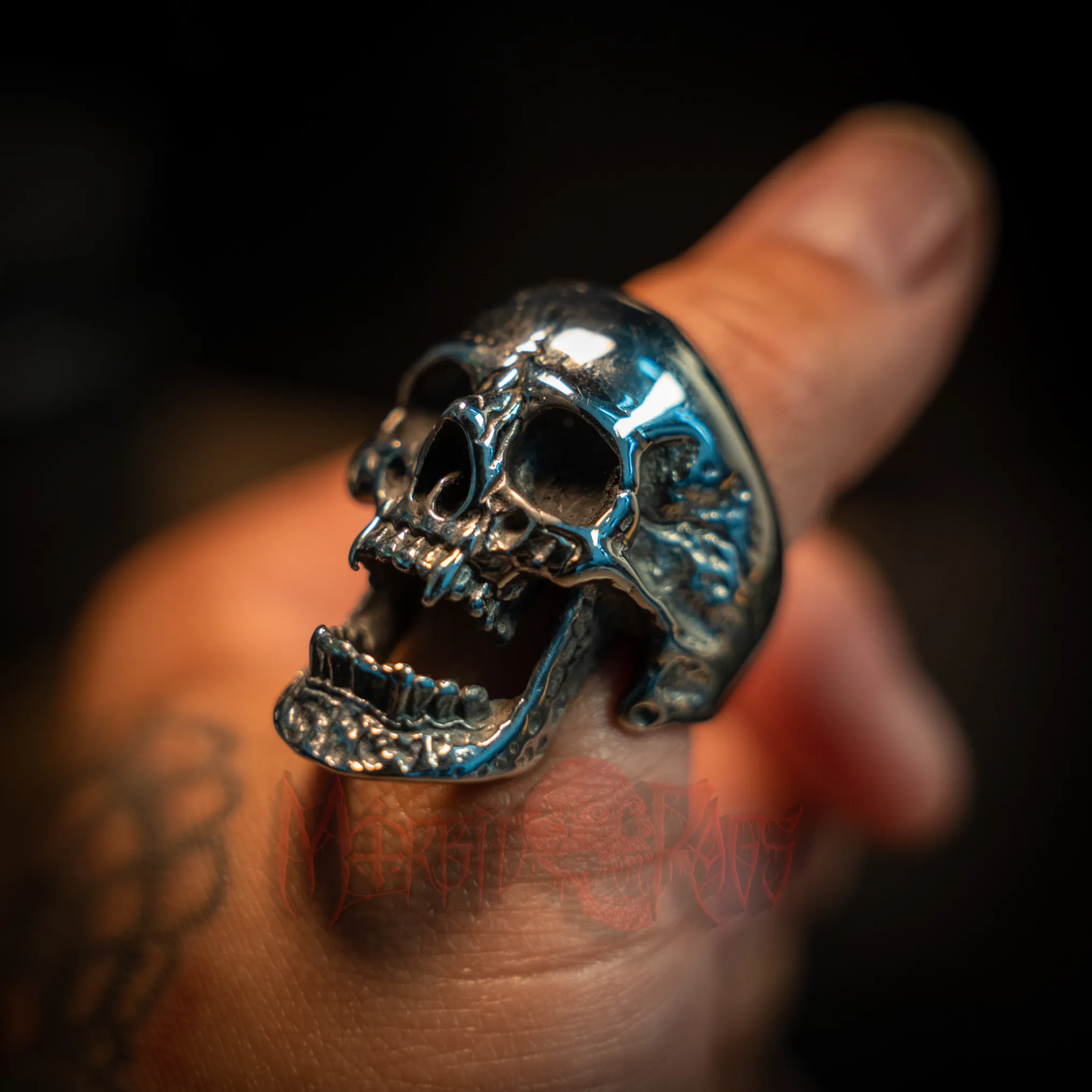 Candmus Vampire Skull Ring