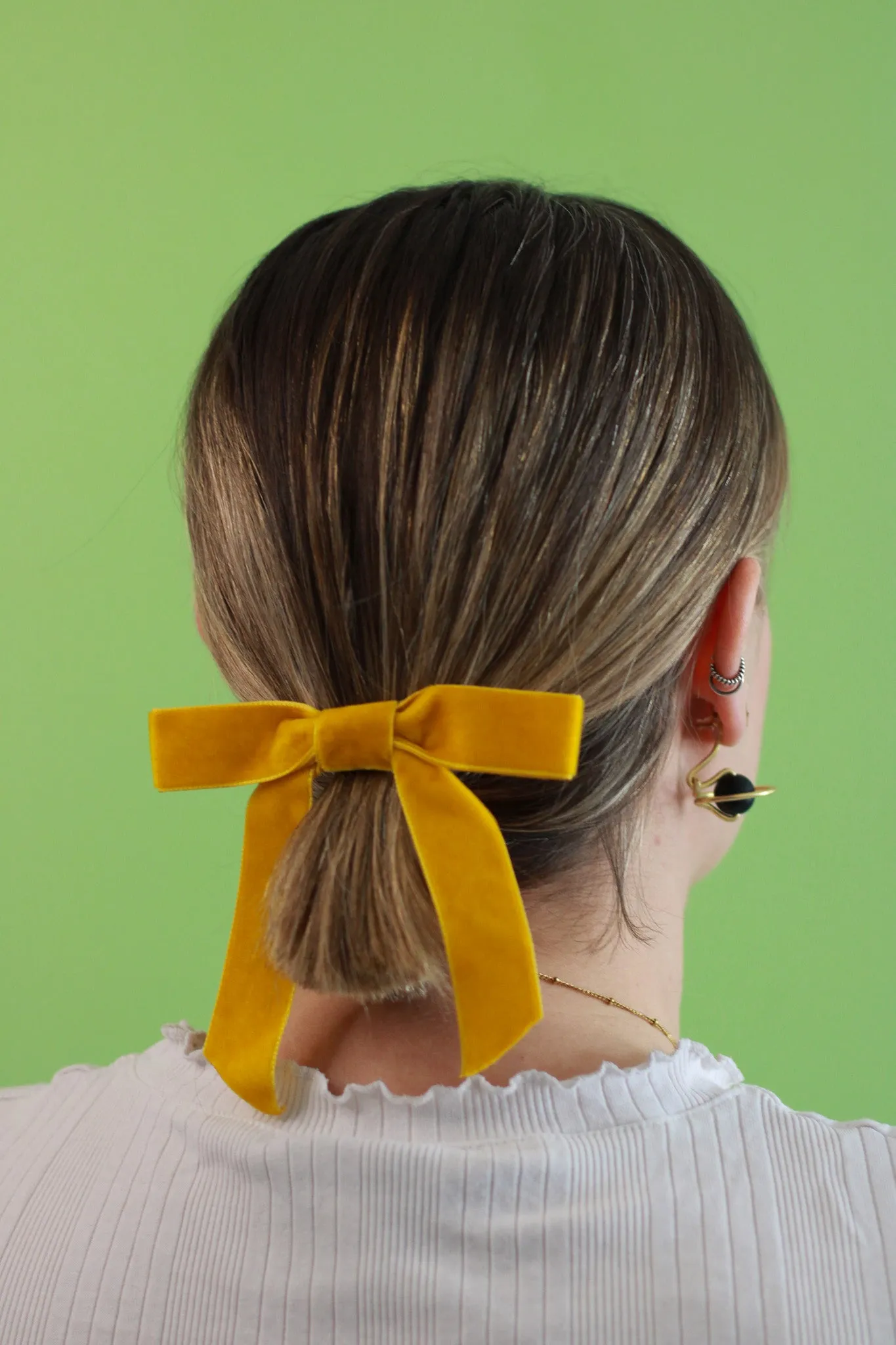 Daffodil Bow