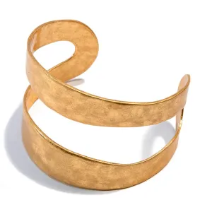 GOLD HAMMERED CUFF BRACELET