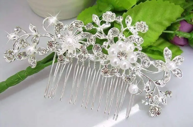 Pretty Pearl Silver Plated Floral Crystal Hair Comb