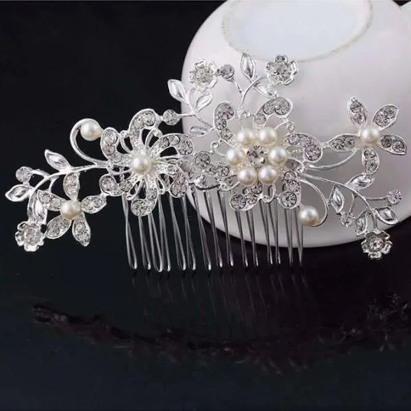 Pretty Pearl Silver Plated Floral Crystal Hair Comb