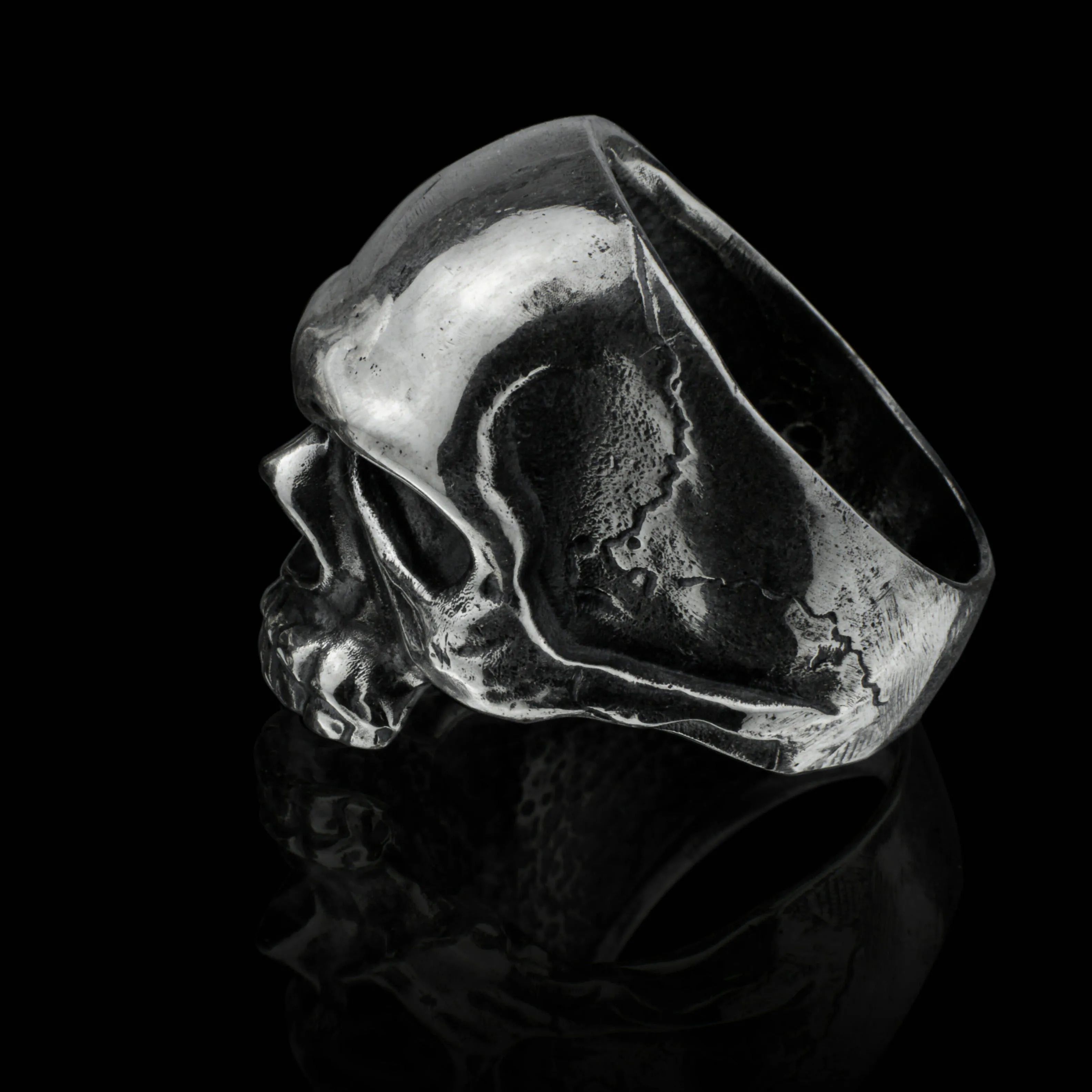 Scull ring