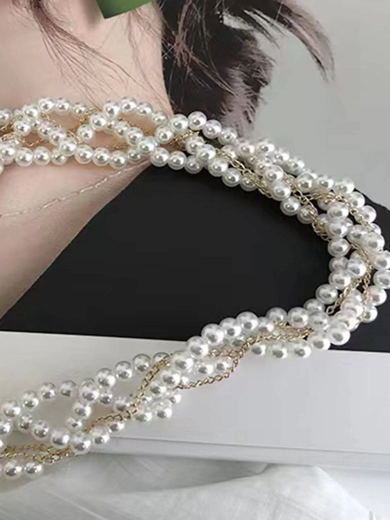 SHEIN Faux Pearl Decor Chain Belt