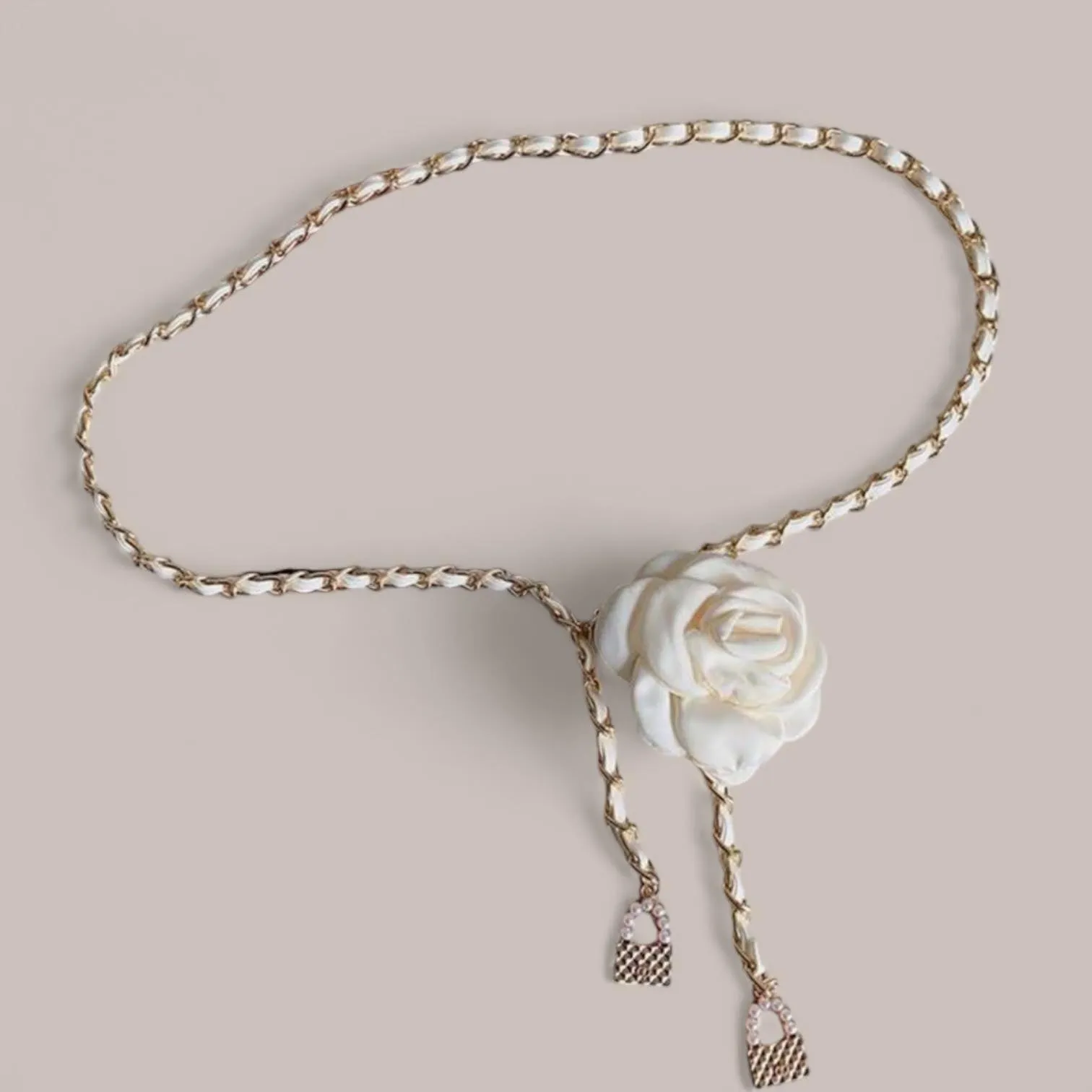 TAILLE Flower Accent Chain Dainty Belt