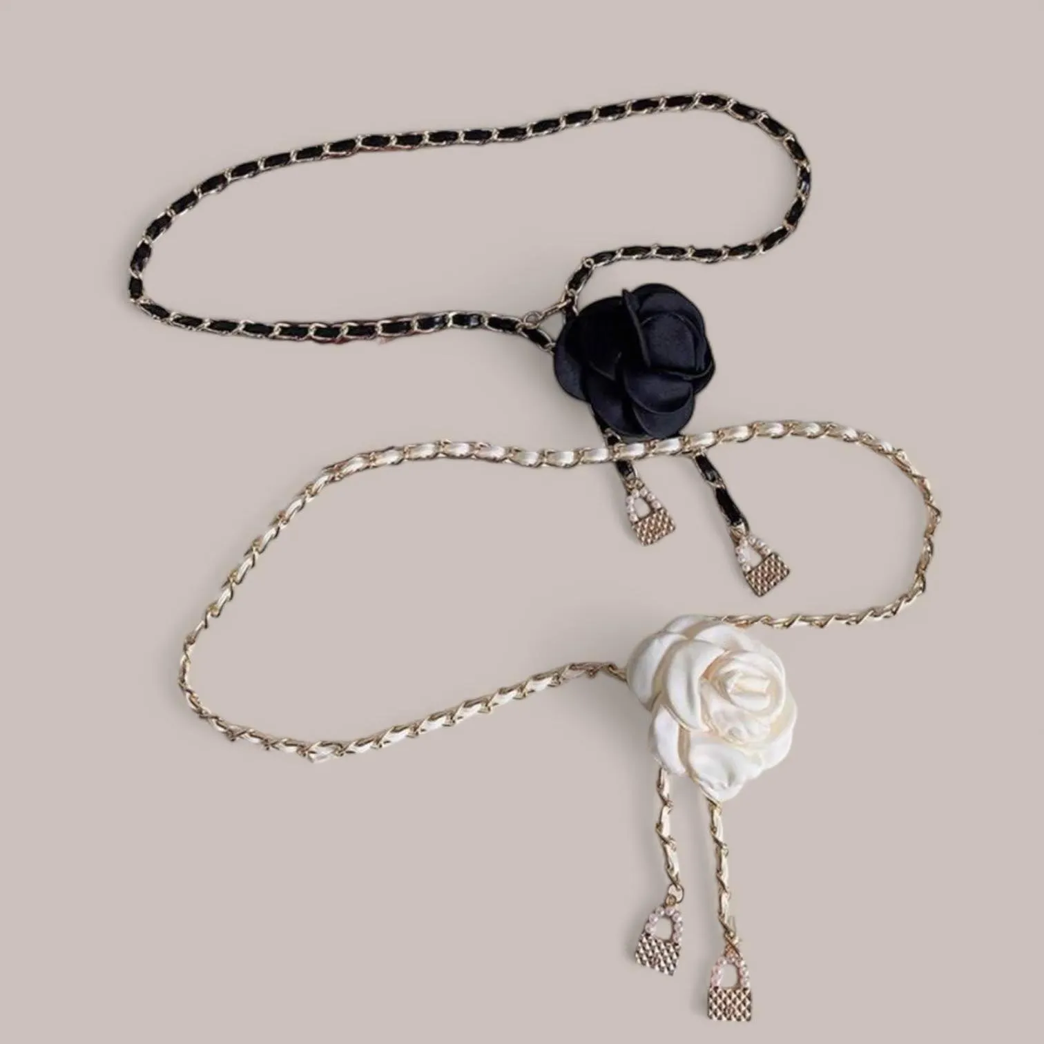 TAILLE Flower Accent Chain Dainty Belt