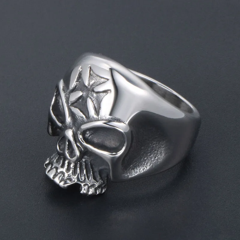 Trendy Titanium Steel Skull Ring for Men - Wholesale Fashion Accessory