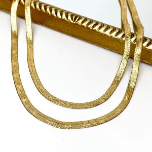 Try to Flirt Layered Herringbone Chain Necklace with Star Imprints in Gold Tone