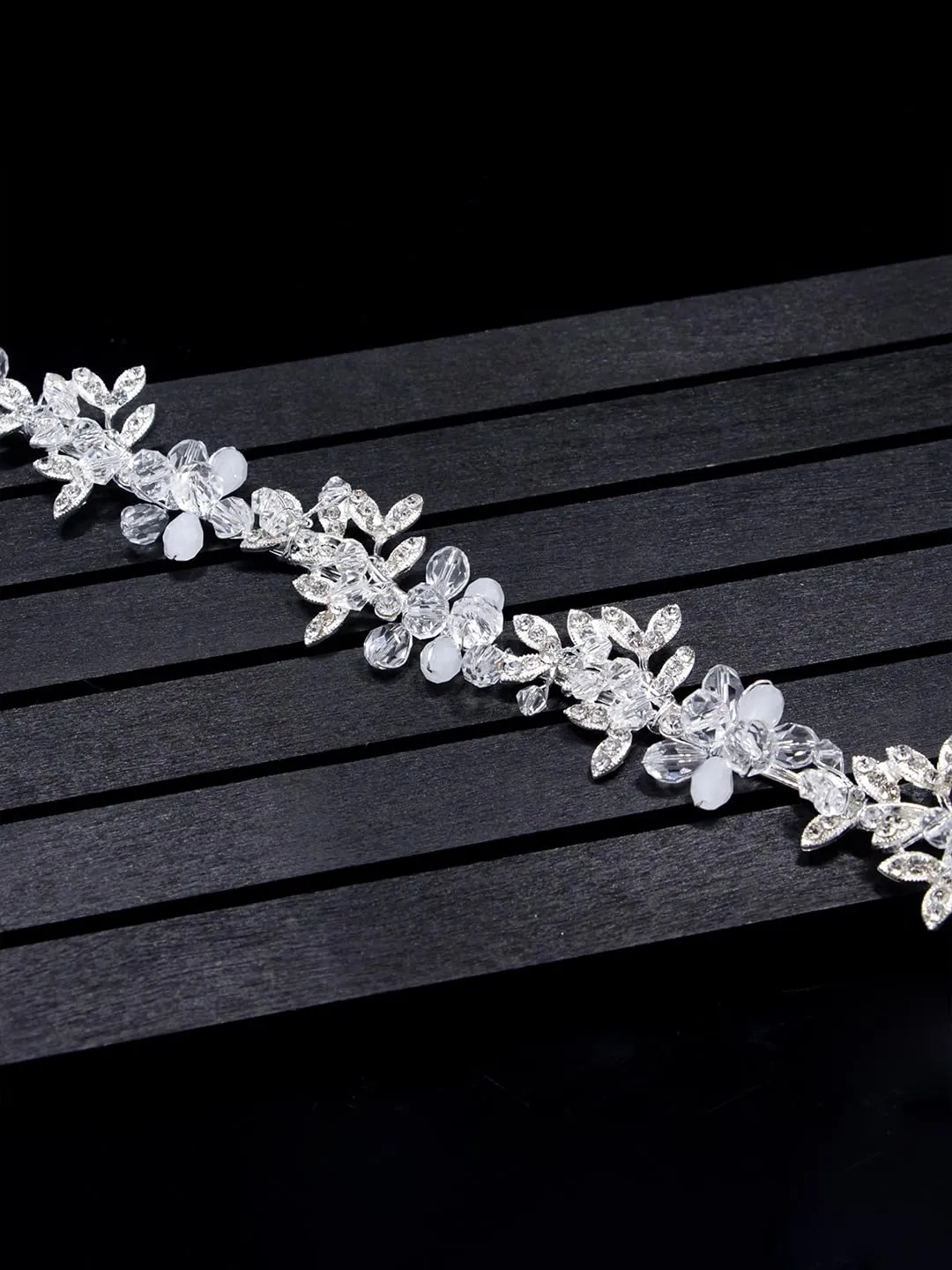 Yellow Chimes Bridal Hair Vine for Women and Girls Bridal Hair Accessories for Wedding Comb Pin for Women Headband Hair Accessories Wedding Jewellery for Women Head band for Girls (Design 5)